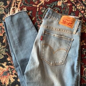 Jean - Levi 710 Super Skinny (27)